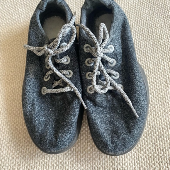 allbirds Shoes - Allbirds Women's Wool Runner Sneaker Size 8 Gray Casual Shoes Lace up Low Top